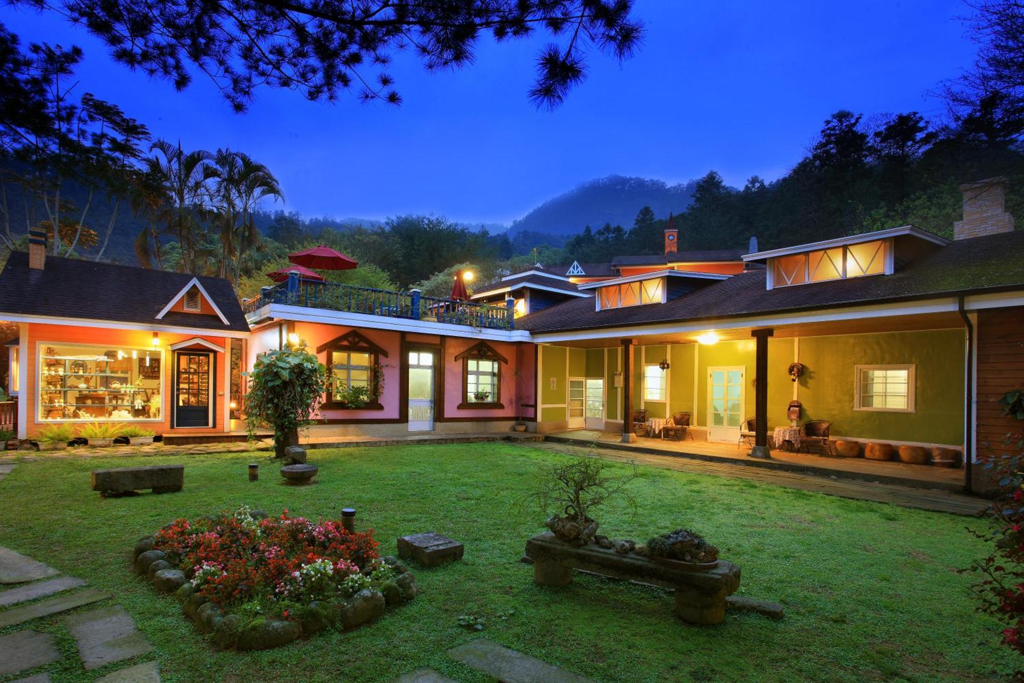 Li Jin Kuan Homestay 南庄郷 エクステリア 写真